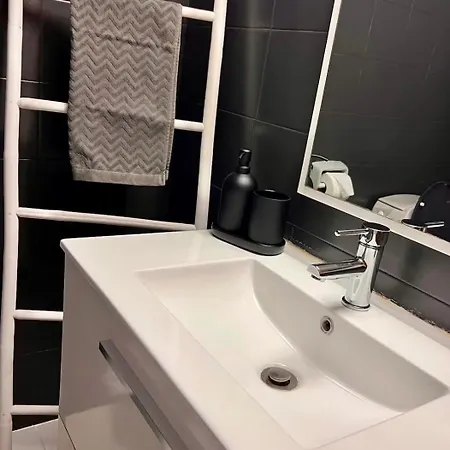 Apartamento Spacious 2br With Balcony Near Metro