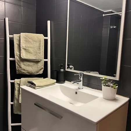 Apartamento Spacious 2br With Balcony Near Metro